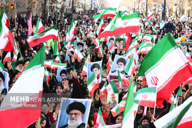 تجمع «همبستگی ملی» در زنجان