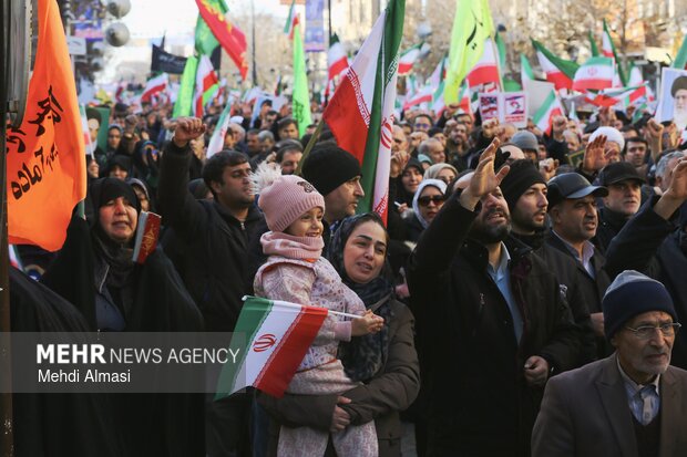 تجمع «همبستگی ملی» در زنجان