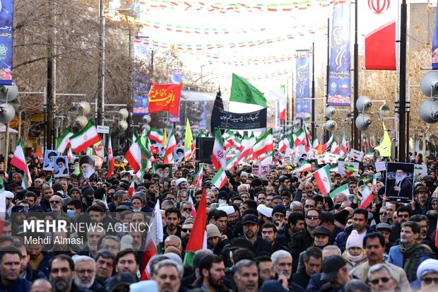 تجمع «همبستگی ملی» در زنجان