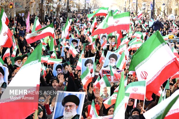 تجمع «همبستگی ملی» در زنجان