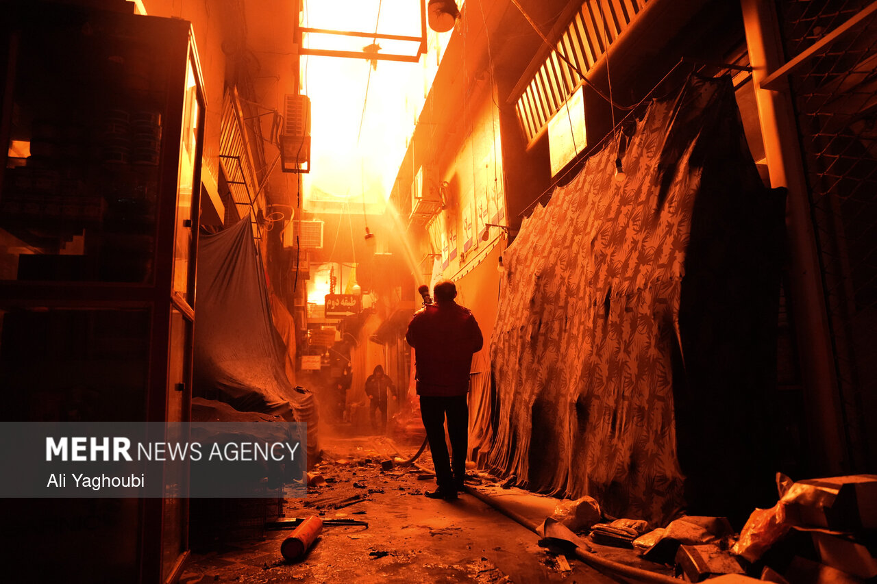 ميدان،نقش،اجتماعي،هويت،نسل،اسلامي،كشور،شناختي،دشمن،ذهن،نوجوا ...