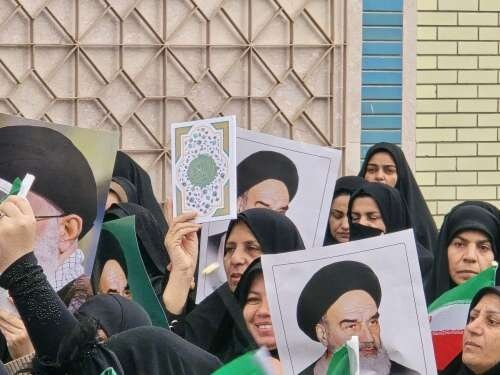راهپیمایی مردم چرداول و آبدانان علیه اغتشاشگران