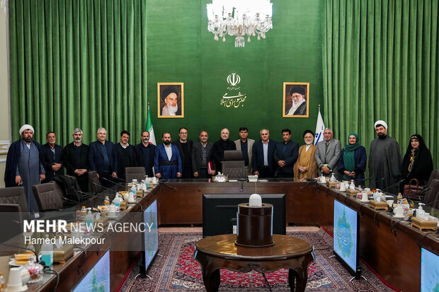 دیدار رئیس و اعضای کمیسیون کشاورزی، آب و منابع طبیعی با رئیس مجلس شورای اسلامی