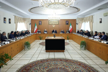 دستور پزشکیان به اعضای کابینه برای پیگیری مسائل خانواده آسیب دیدگان