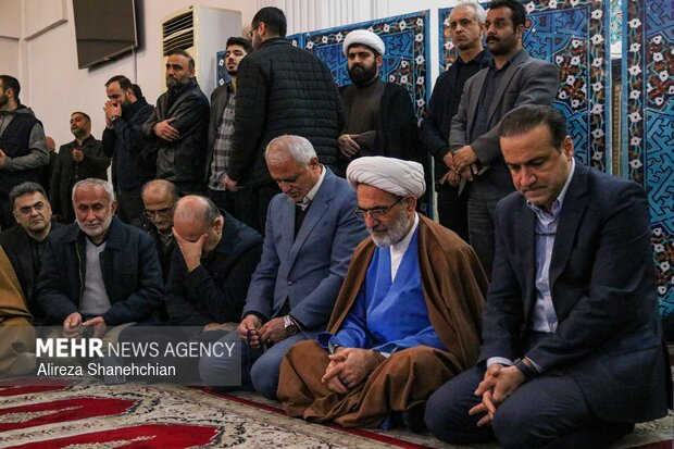 مراسم سومین روز شهادت شهدای مدافع وطن در مصلای رشت