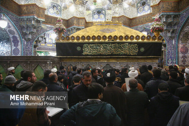 حال و هوای شب شهادت امام کاظم(ع) در حرم حضرت معصومه(س)