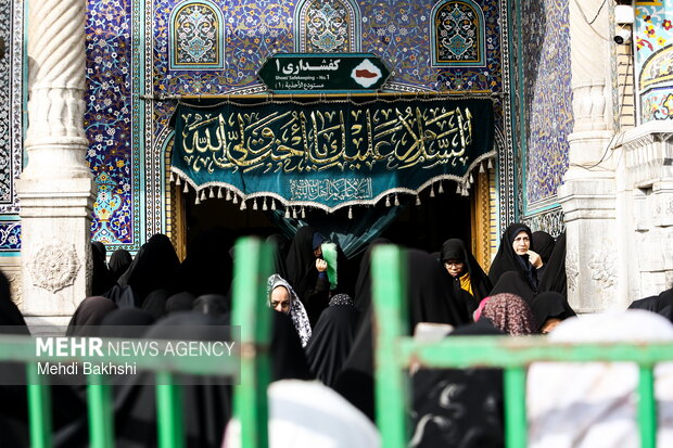 دسته عزای خادمان حرم بانوی کرامت در روز شهادت امام کاظم(ع)