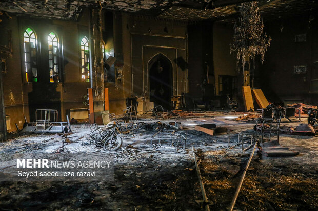 تبیین ناآرامی های اخیرتوسط «میثم مطیعی» در یادواره شهدای بابل تبیین ناآرامی های اخیرتوسط «میثم مطیعی» در یادواره شهدای بابل