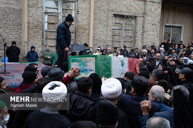 تشییع پیکر شهید سید حسن حسینی