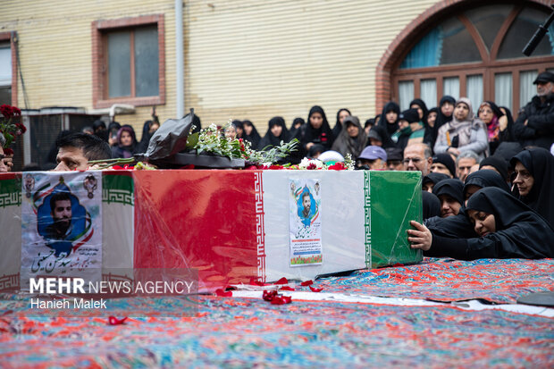 تشییع پیکر شهید سید حسن حسینی