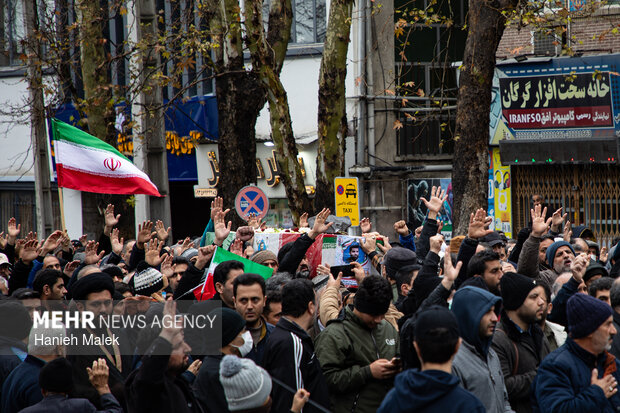 تشییع پیکر شهید سید حسن حسینی