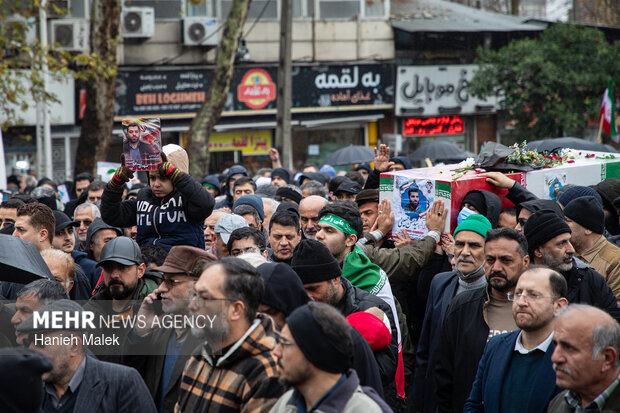 تشییع پیکر شهید سید حسن حسینی