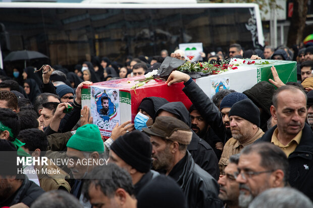 تشییع پیکر شهید سید حسن حسینی