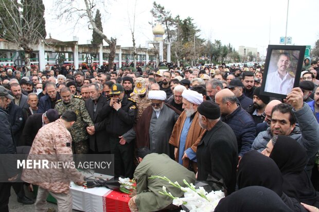 تشییع پیکر شهید «میلاد وحید سولا» در آستارا تشییع پیکر شهید «میلاد وحید سولا» در آستارا