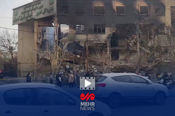 تروریست‌های مسلح اداره مالیاتی شرق تهران را نابود کردند