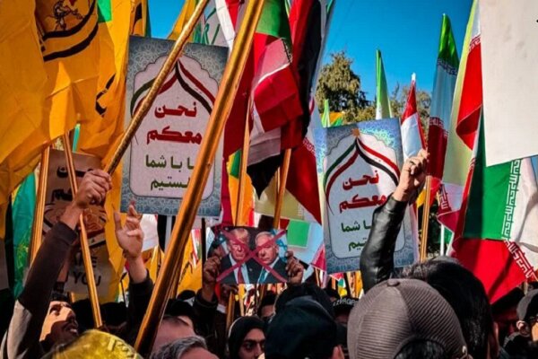 فيديو..الاف العراقيين يعلنون تضامنهم مع ايران