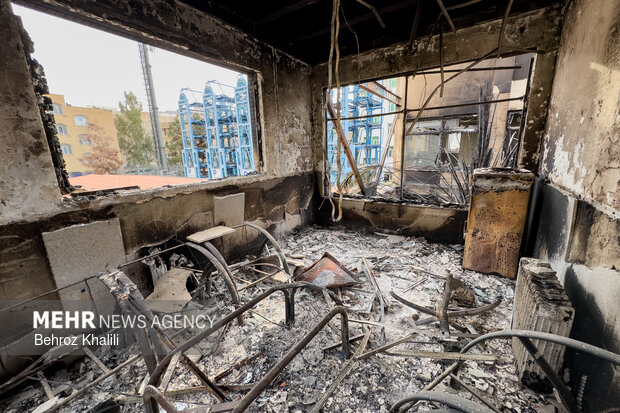 خسارات آشوبگران به مشیریه تهران