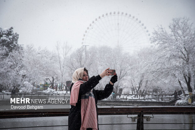 بارش برف در مشهد