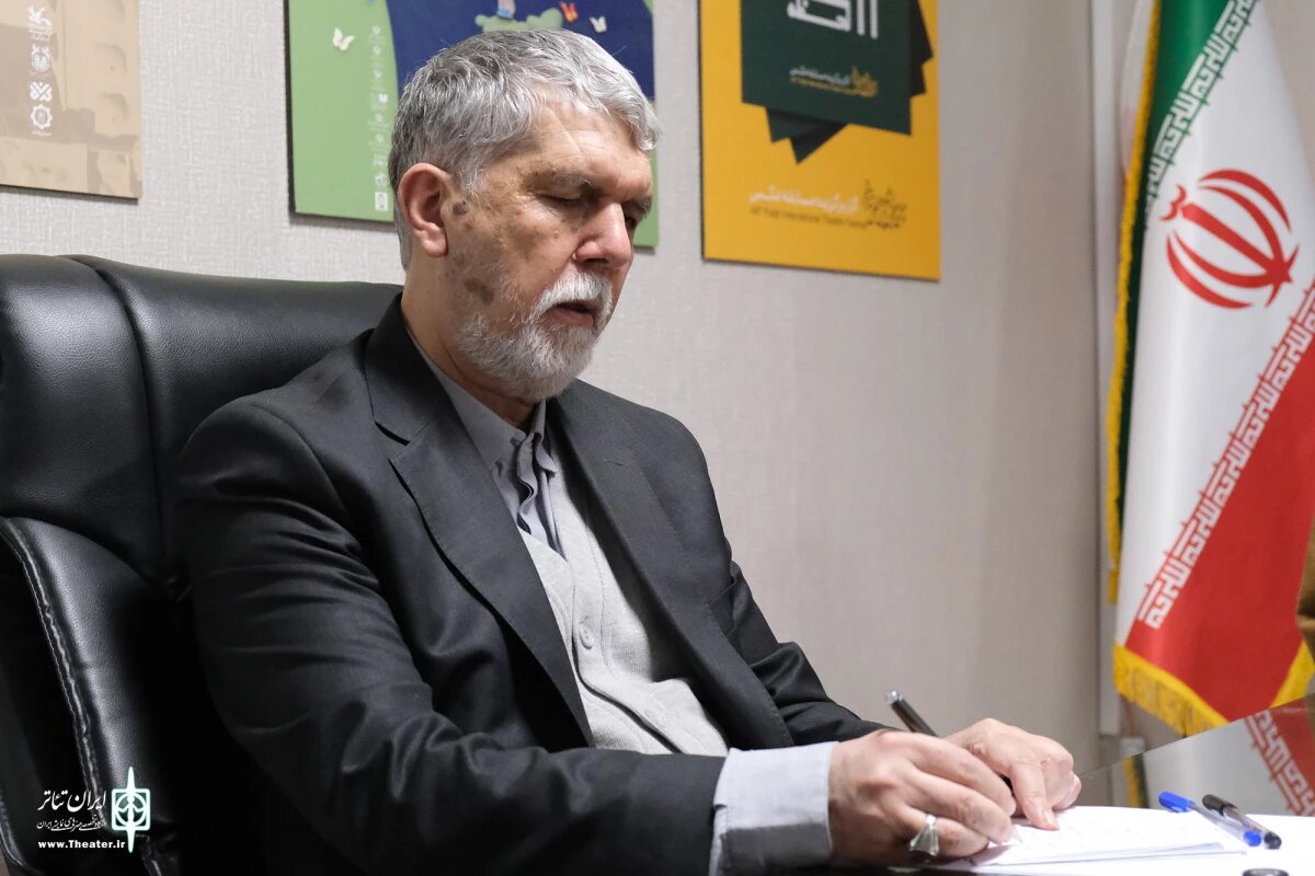 وزیر ارشاد شهادت دانش‌آموزان میناب را تسلیت گفت