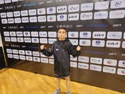 فوز لاعب ايراني بالمیدالیة الفضیة في مسابقات تنس الطاولة في البحرین