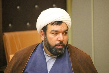 سبزی: مهار تورم و مدیریت نرخ ارز سرلوحه اقدامات دولت باشد