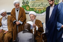 مراسم عمامه‌گذاری جمعی از طلاب در سالروز نیمه شعبان برگزار شد