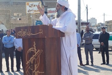 مولوی بندار: توهین به قرآن و مقدسات اسلام قابل تحمل نیست