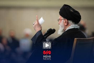 رهبر انقلاب: ملت ایران مجرمان این فتنه را رها نخواهند کرد