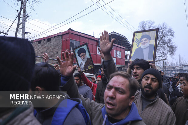 
Kashmiris support Iran against foreign-backed terrorists
