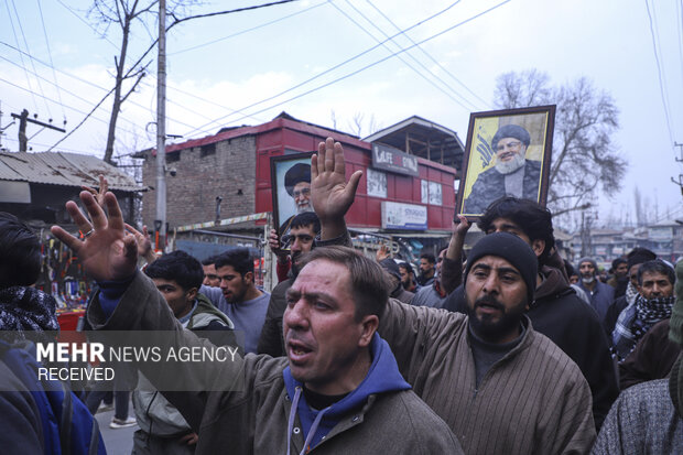 
Kashmiris support Iran against foreign-backed terrorists
