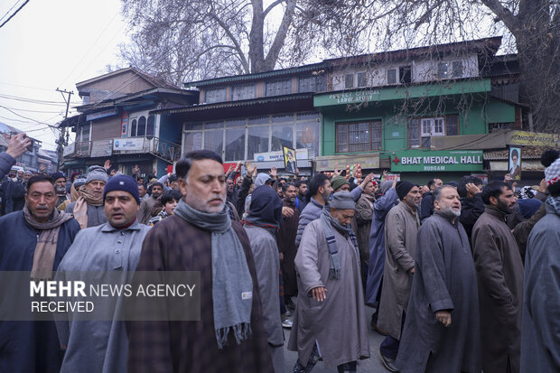 
Kashmiris support Iran against foreign-backed terrorists
