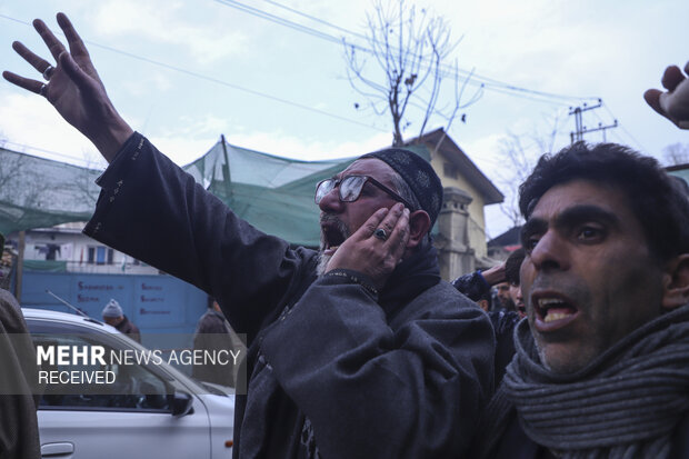 
Kashmiris support Iran against foreign-backed terrorists
