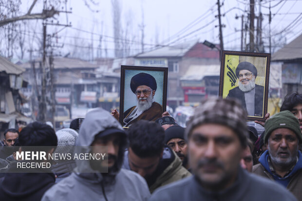 
Kashmiris support Iran against foreign-backed terrorists
