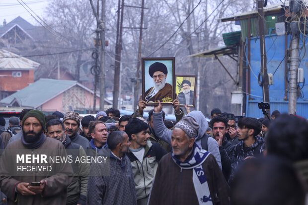 
Kashmiris support Iran against foreign-backed terrorists
