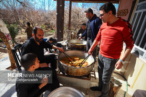 مراسم سنتی پخت نان «سوروک» در مهریز