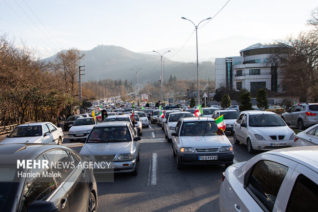 راهپیمایی کاروان خودرویی و موتوری «امت قرآن» در گرگان