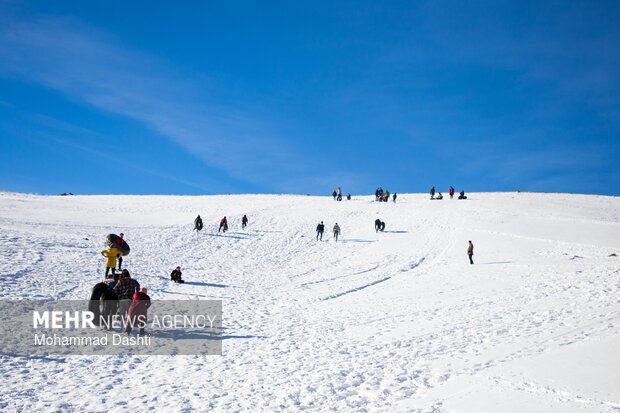 تیوپ سواری و تفریحات زمستانی در اردبیل