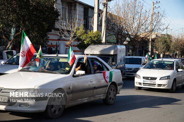 راهپیمایی کاروان خودرویی و موتوری «امت قرآن» در گرگان