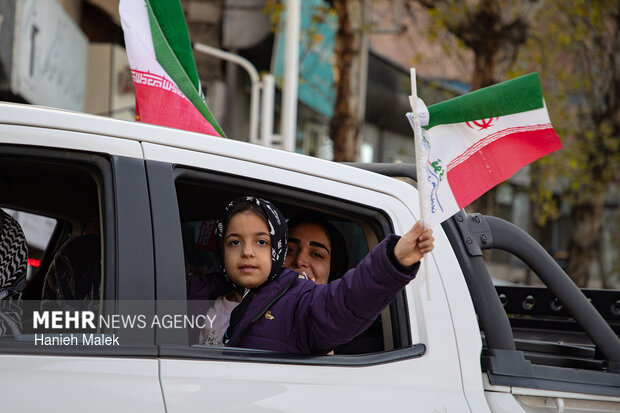 راهپیمایی کاروان خودرویی و موتوری «امت قرآن» در گرگان