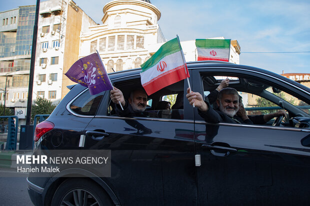 راهپیمایی کاروان خودرویی و موتوری «امت قرآن» در گرگان