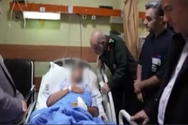 بازدید سردار وحیدی از جانبازاِن انتظامی و امنیتیِ اغتشاشات اخیر