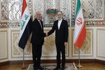 وزيرا خارجية ايران والعراق يؤكدان على أهمية تطوير التعاون المشترك وتعزيز الاستقرار الاقليمي