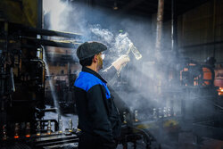 تولید ملی در صنایع شیشه و گاز