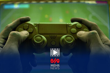 گیمر حرفه‌ای که در فضای واقعی بازی خورد