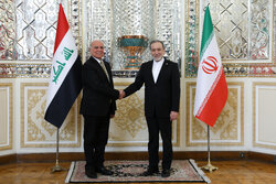 Irak Dışişleri Bakanı Fuad Hüseyin Tahran'da