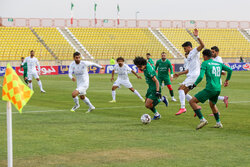 دیدار تیم شمس آذر قزوین با چادرملو برگزار شد