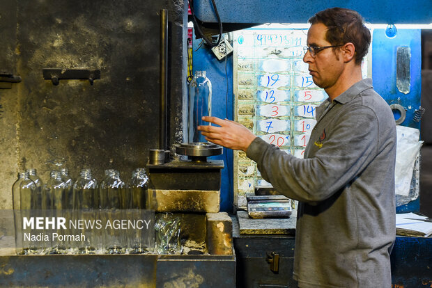 تولید ملی در صنایع شیشه و گاز