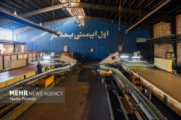 تولید ملی در صنایع شیشه و گاز