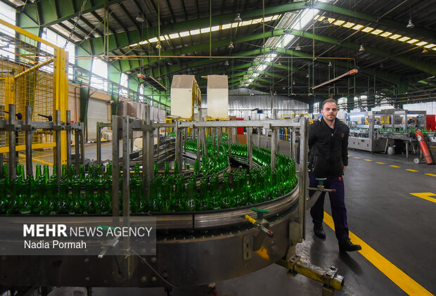 تولید ملی در صنایع شیشه و گاز