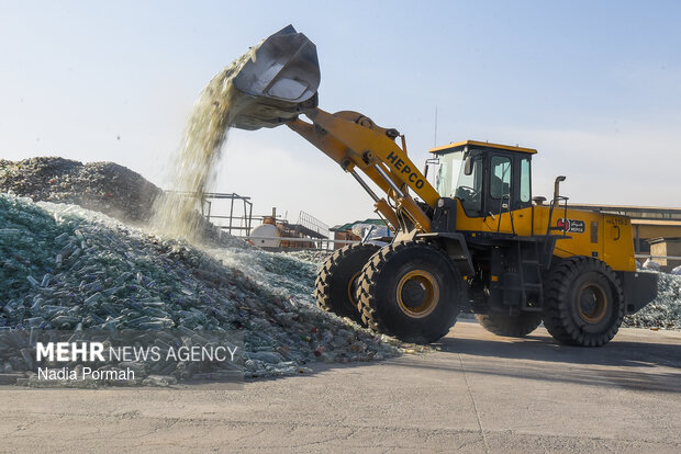 تولید ملی در صنایع شیشه و گاز